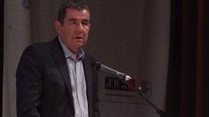 ari shavit