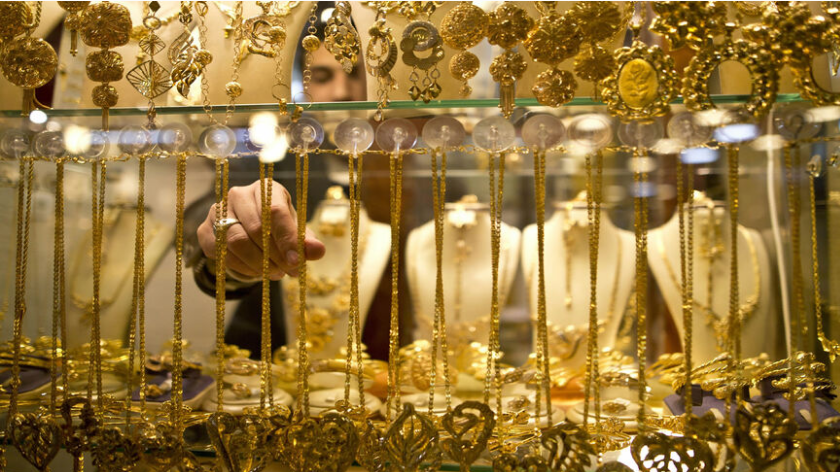 Gold industry in Gaza booms amid coronavirus outbreak